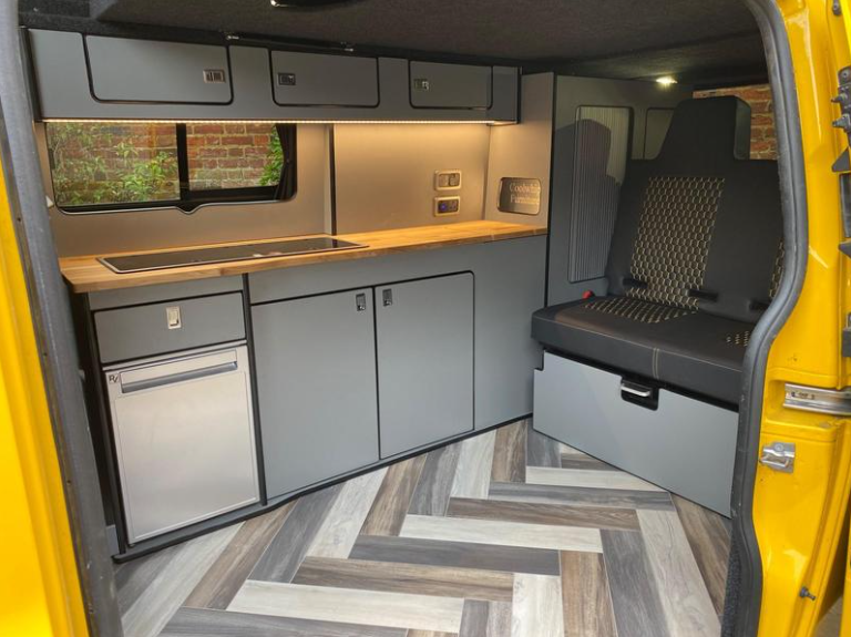 Ford Transit Custom Deluxe Kitchen